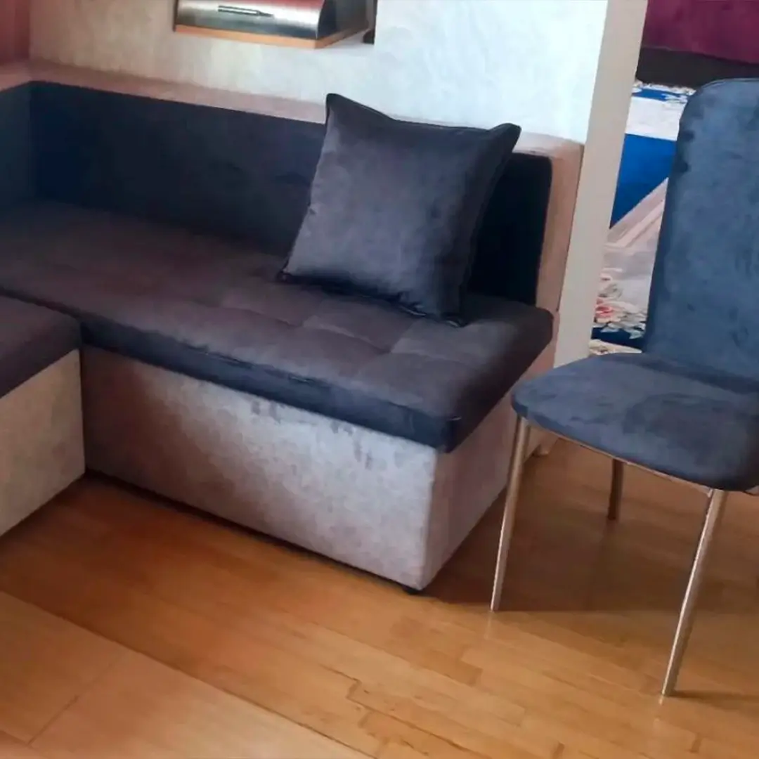 Перетяжка кухонного уголка после