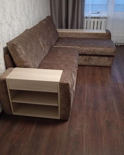 Перетяжка мягкого углового дивана